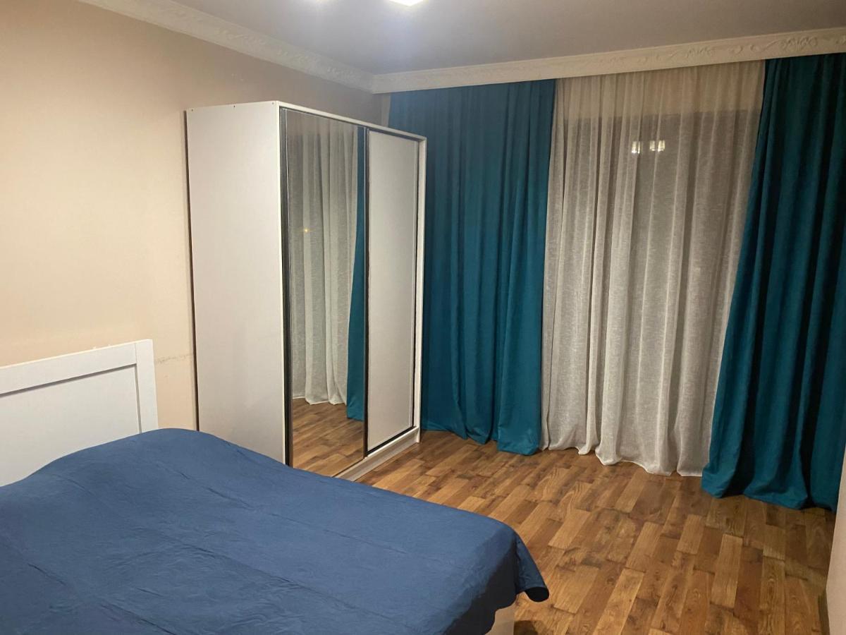 Daniel Sea View Apartment Batumi Exterior foto