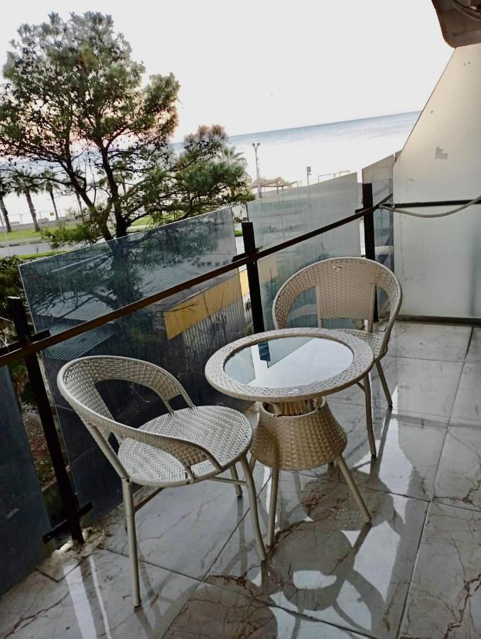 Daniel Sea View Apartment Batumi Exterior foto